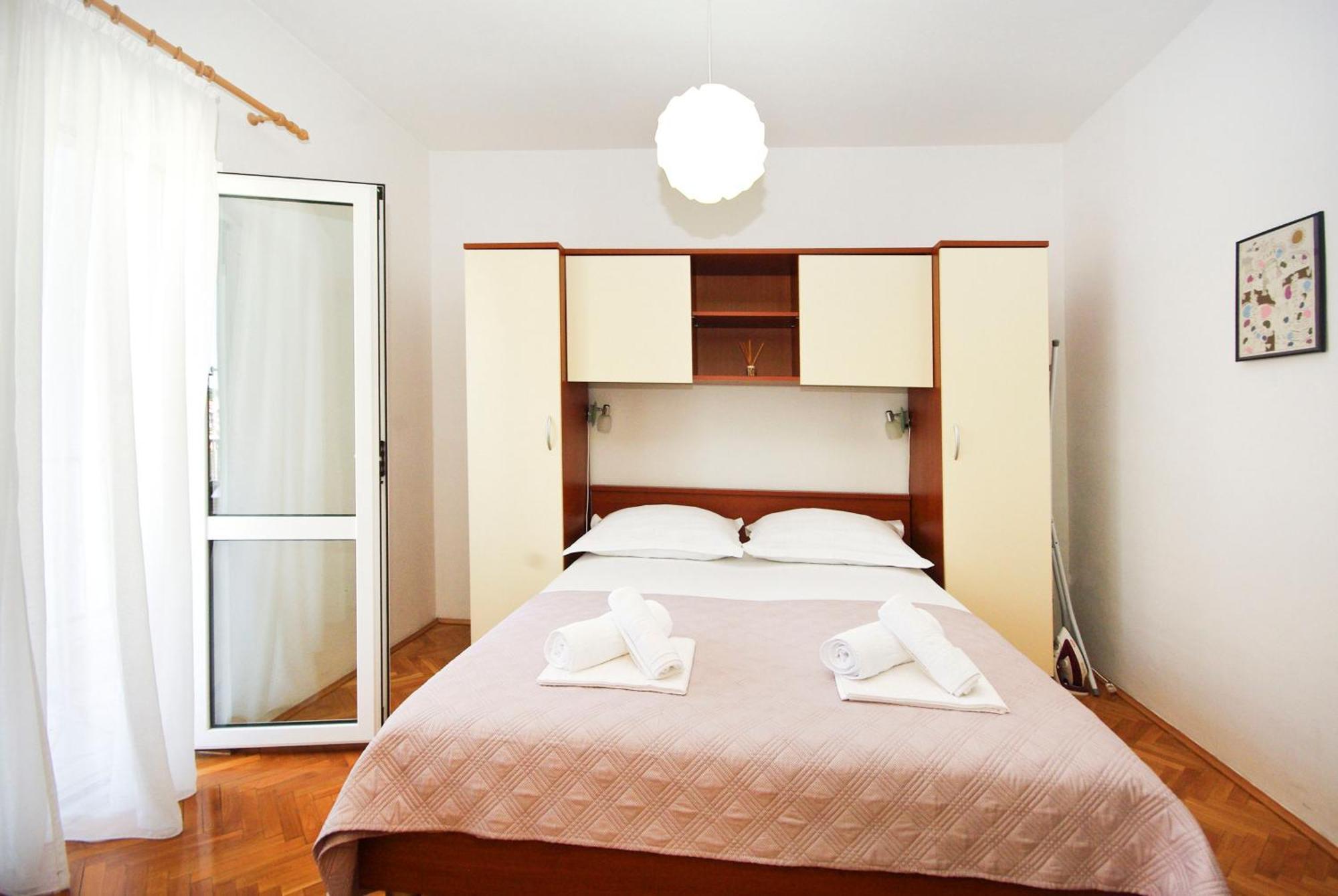 Apartment Vranjes *